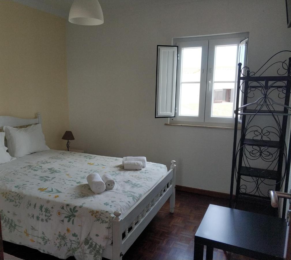 Alojamentos Vitinho 2 - Vila Nova Milfontes Вила-Нова-де-Мильфонт Экстерьер фото