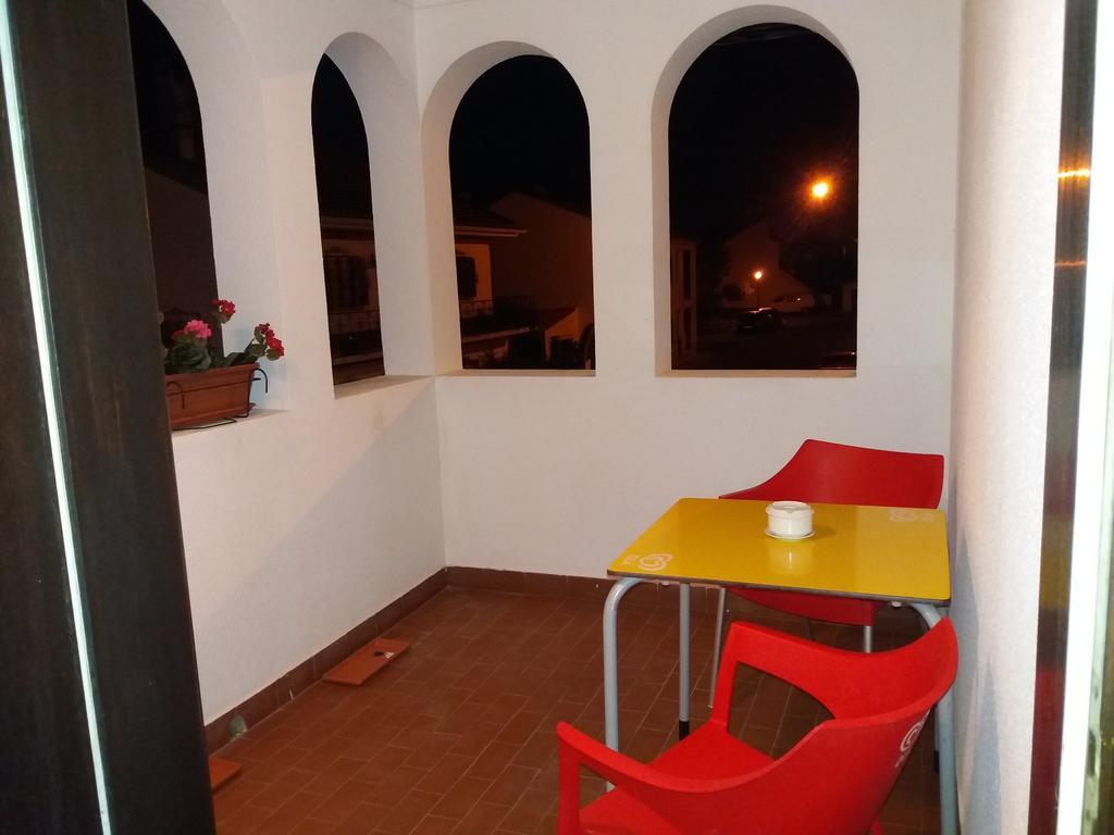 Alojamentos Vitinho 2 - Vila Nova Milfontes Вила-Нова-де-Мильфонт Экстерьер фото